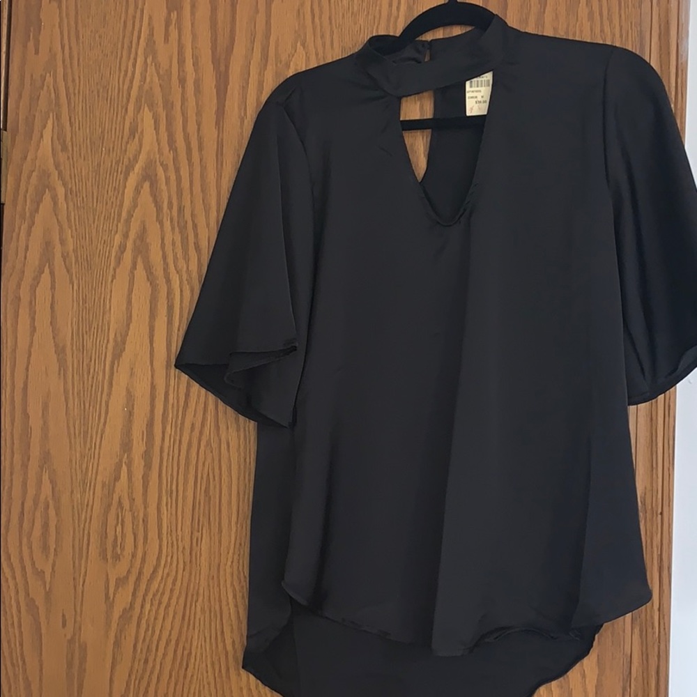 BLACK SILK SHORT SLEEVE